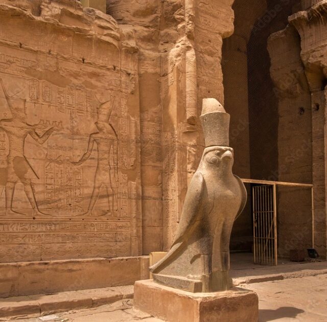 temple-of-horus-in-edfu