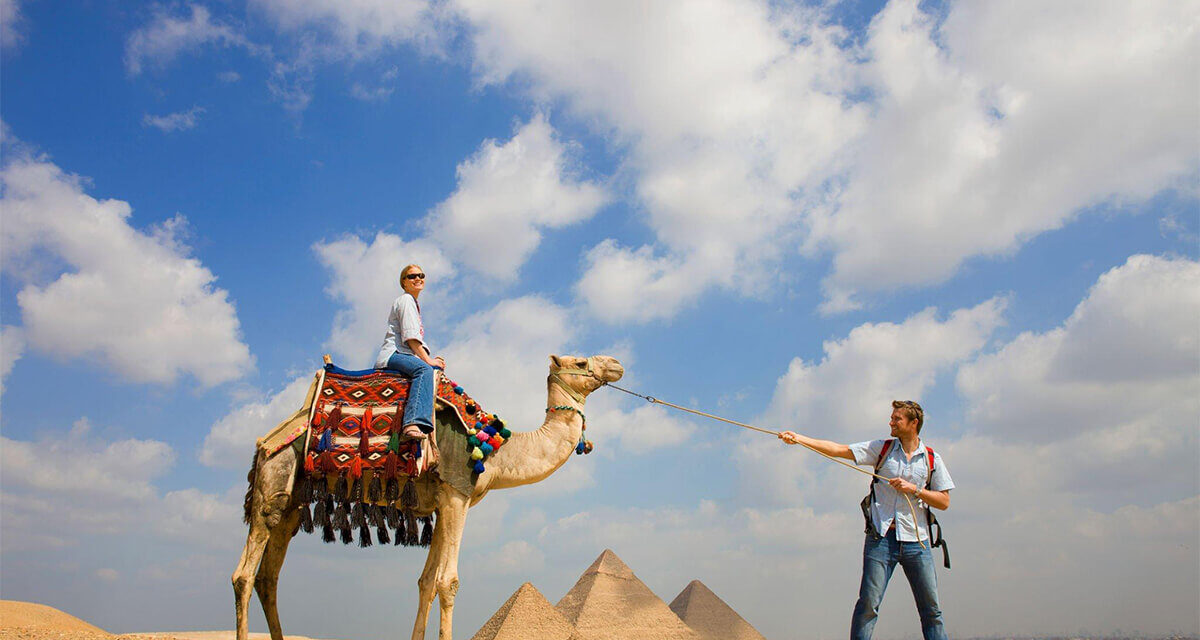 The Egyptian Museum and Khan El Khalili Market